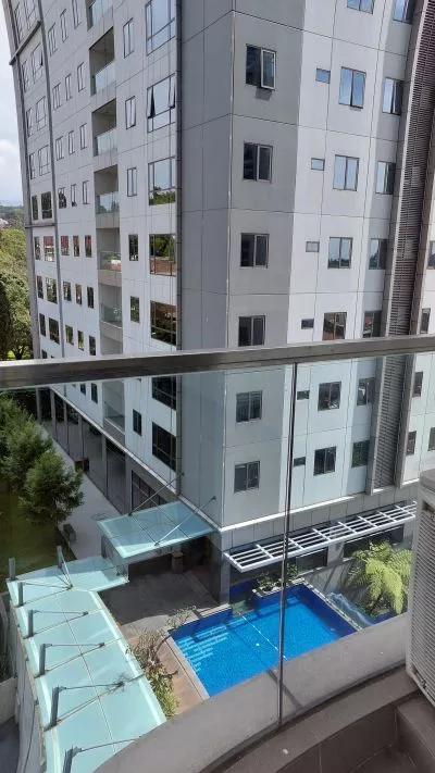 Hero Slide