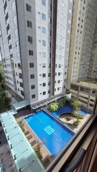 Hero Slide