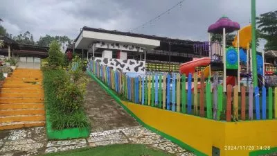 Hero Slide