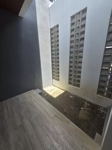 Hero Slide