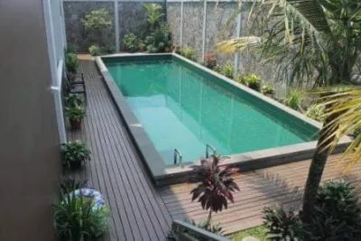 Hero Slide
