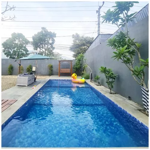 Hero Slide
