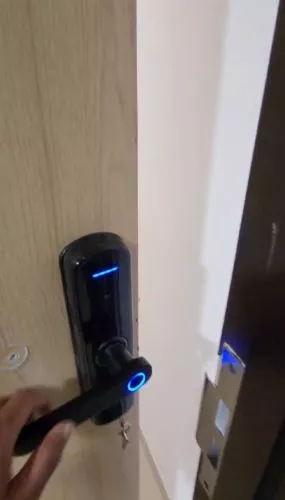 Hero Slide