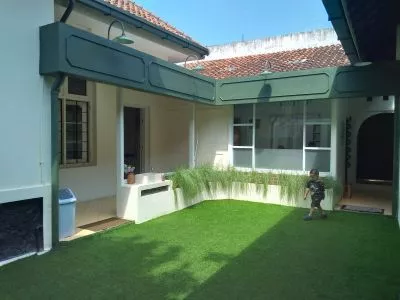 Hero Slide