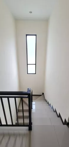 Hero Slide