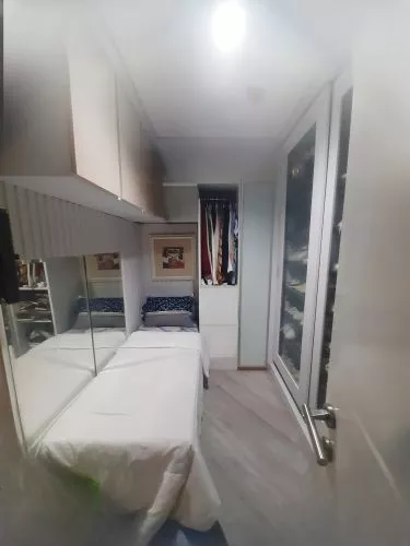 Hero Slide