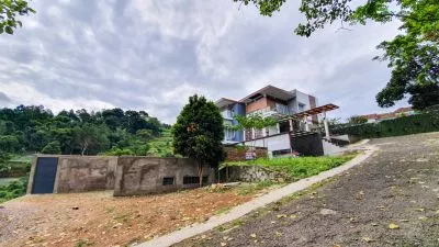 DAGO GIRI KAVLING siap bangun sudah ada fondasi lt 1 kode7 DAGO GIRI KAVLING siap bangun sudah ada fondasi lt 1 kode7
