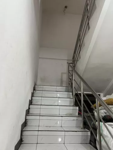 Hero Slide