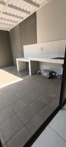 Hero Slide