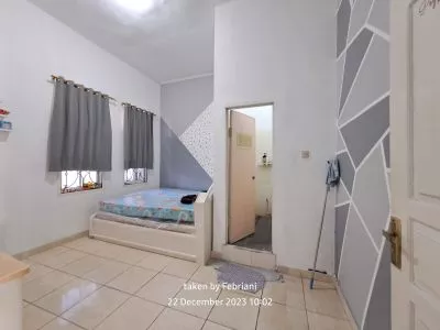 Hero Slide