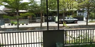 Hero Slide