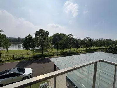 Rumah Luas Lingkungan Asri di Summarecon Bandung Rumah Luas Lingkungan Asri di Summarecon Bandung