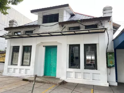 Rumah Gaya Belanda Mainroad Lokasi Strategis Bandung Rumah Gaya Belanda Mainroad Lokasi Strategis Bandung