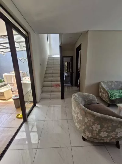 Hero Slide