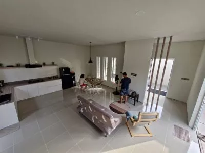 Hero Slide