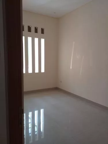 Hero Slide