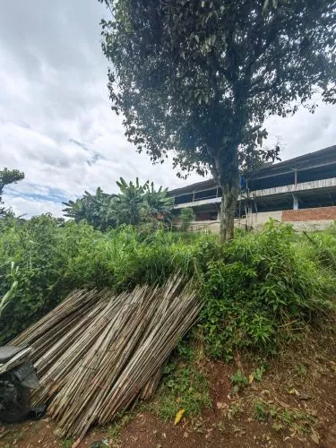 Hero Slide