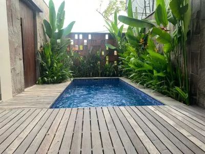 Hero Slide