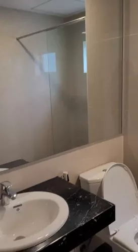 Hero Slide