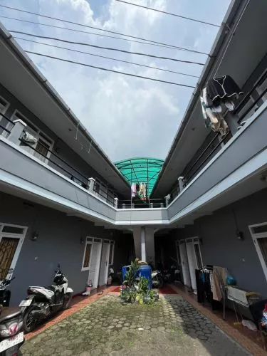 Rumah Kost Aktif Strategis Hanya 5 Menit ke Kampus Unjani Cimahi Rumah Kost Aktif Strategis Hanya 5 Menit ke Kampus Unjani Cimahi