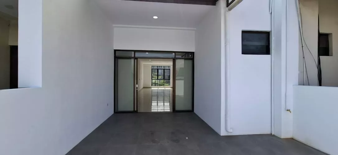 Hero Slide