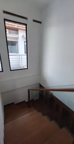 Hero Slide