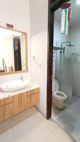 Hero Slide