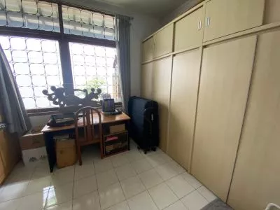 For Sale  Rumah terawat Setraduta 