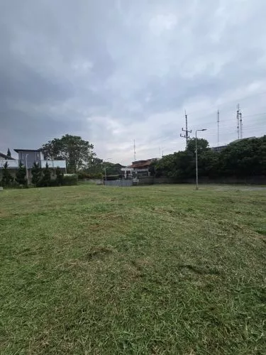 Tanah strategis di area Setrasari sayap Pasteur Cocok Untuk Padel Restoran atau Cafe Tanah strategis di area Setrasari sayap Pasteur Cocok Untuk Padel Restoran atau Cafe