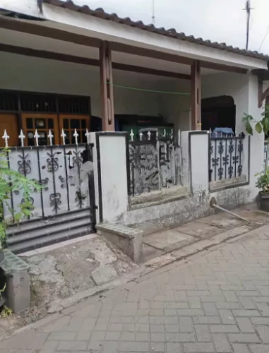 Dijual Rumah Terawat Siap Huni di Jl Dilli Dijual Rumah Terawat Siap Huni di Jl Dilli