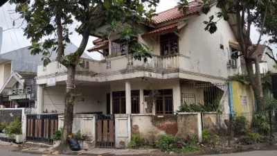 Rumah 2 Lantai Hoek di Komplek Pasirluyu Bandung Lokasi Tenang dan Nyaman Rumah 2 Lantai Hoek di Komplek Pasirluyu Bandung Lokasi Tenang dan Nyaman