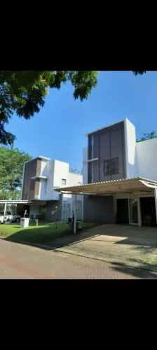 Rumah Sultan semi furnished di BSD City Rumah Sultan semi furnished di BSD City