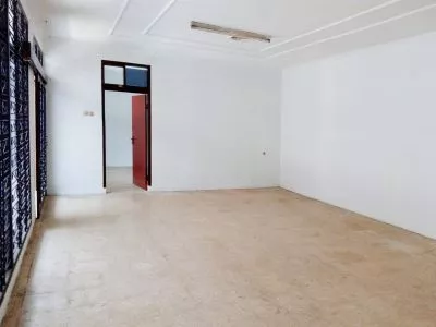 Dijual Rumah Saya Sudirman Cocok Untuk Workshop Dijual Rumah Saya Sudirman Cocok Untuk Workshop