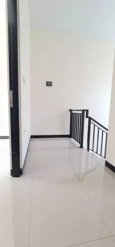 Hero Slide
