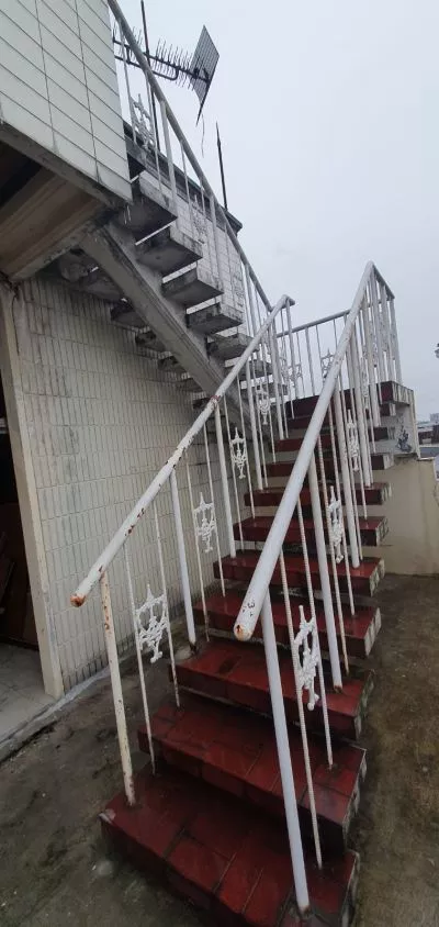 Hero Slide