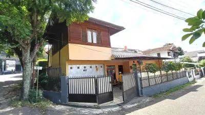 Dago Sayap Hook rumah terawat dijual 