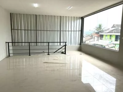 Hero Slide