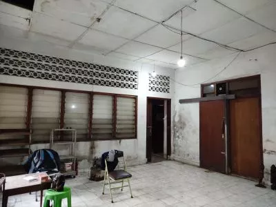 Ruang Usaha di Mainroad Jalan Riau Bandung Ruang Usaha di Mainroad Jalan Riau Bandung
