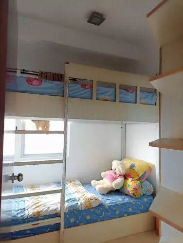Hero Slide