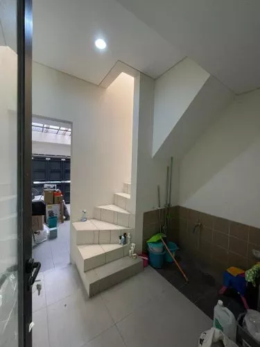 Hero Slide