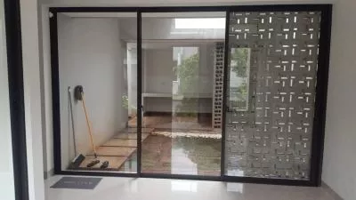 Hero Slide