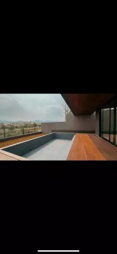 Hero Slide