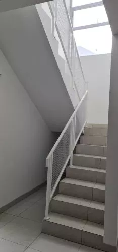 Hero Slide