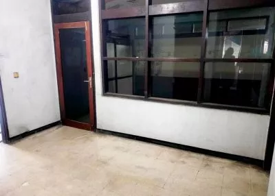 DiSewa Ruko Lokasi Strategis Mainroad Jl Sudirman