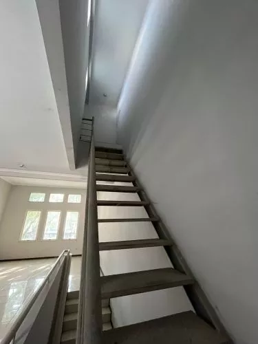 Hero Slide