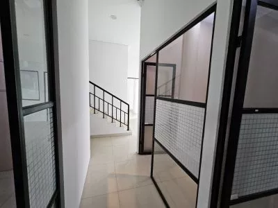 Hero Slide