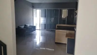 Disewakan Ruko 3 Lantai Lokasi Strategis Area Batununggal Raya Bandung Disewakan Ruko 3 Lantai Lokasi Strategis Area Batununggal Raya Bandung