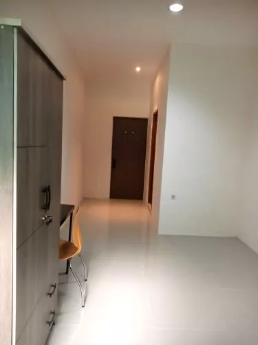 Hero Slide