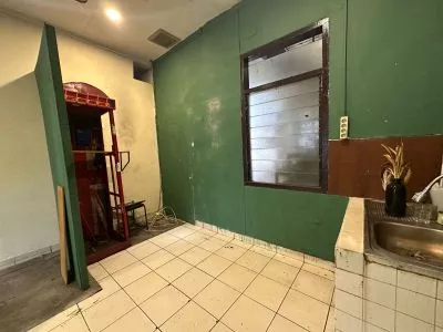 Hero Slide