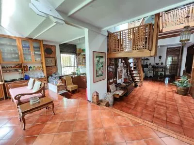Jual Cepat Rumah Luas Asri Di Jalan Pahlawan Kota Bandung Jual Cepat Rumah Luas Asri Di Jalan Pahlawan Kota Bandung